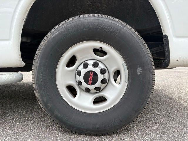 2024 GMC Savana Cargo 2500 Base