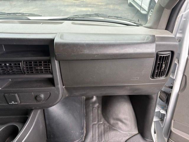 2024 GMC Savana Cargo 2500 Base