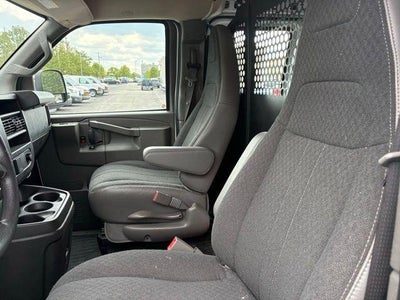 2024 GMC Savana Cargo 2500 Base