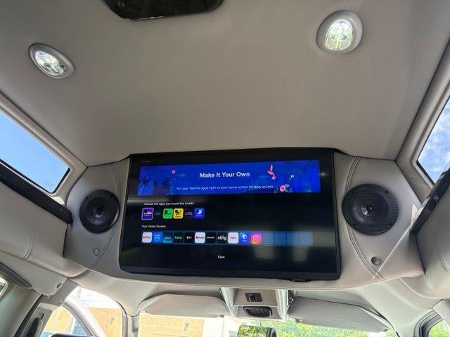 2024 GMC Savana Cargo 2500 Base