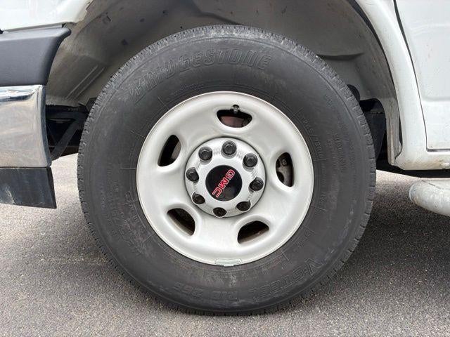 2024 GMC Savana Cargo 2500 Base