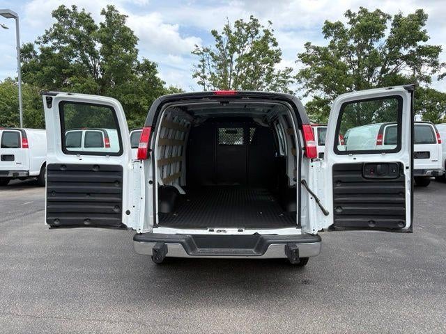 2024 GMC Savana Cargo 2500 Base
