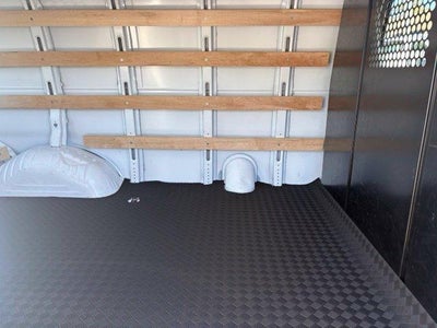 2025 GMC Savana Cargo Base