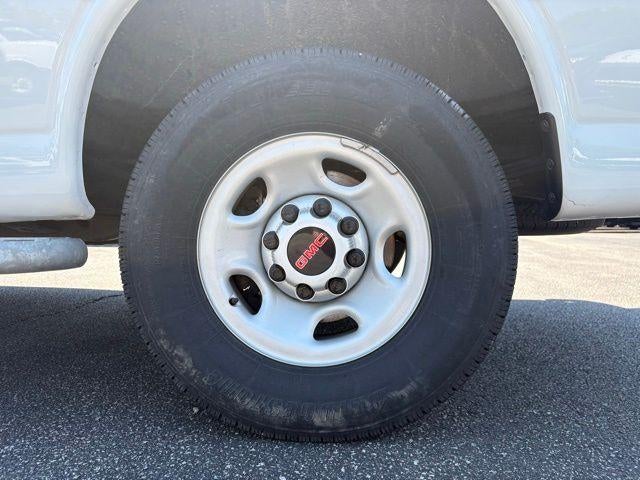 2024 GMC Savana Cargo 2500 Base