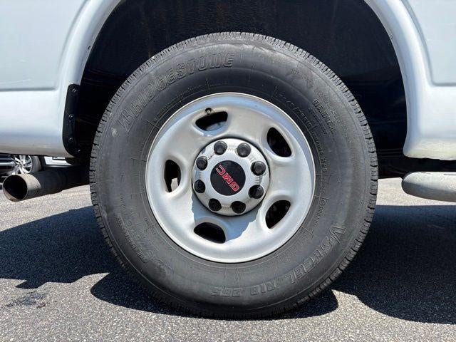 2024 GMC Savana Cargo 2500 Base