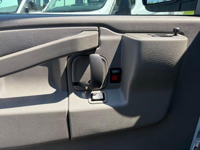 2024 GMC Savana Cargo 2500 Base