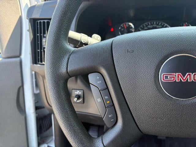 2024 GMC Savana Cargo 2500 Base