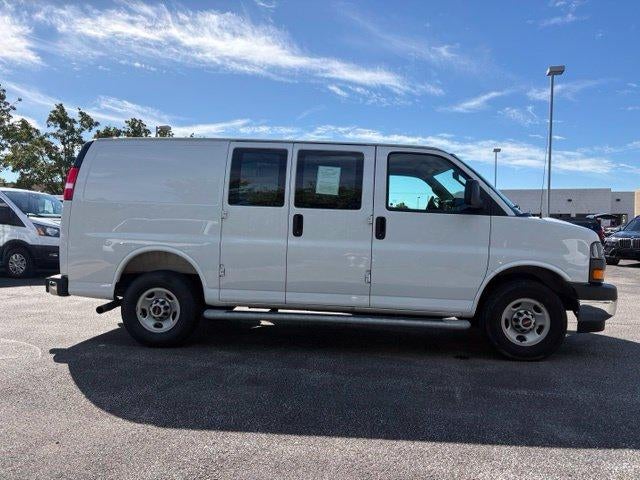 2025 GMC Savana Cargo Base