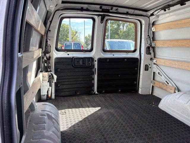 2025 GMC Savana Cargo Base