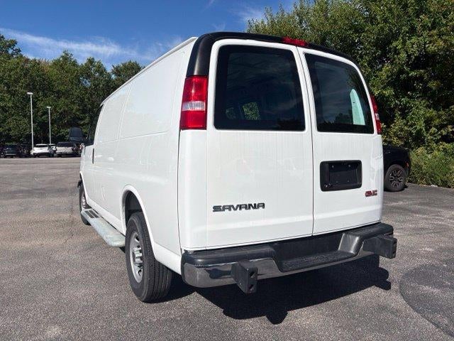 2025 GMC Savana Cargo Base