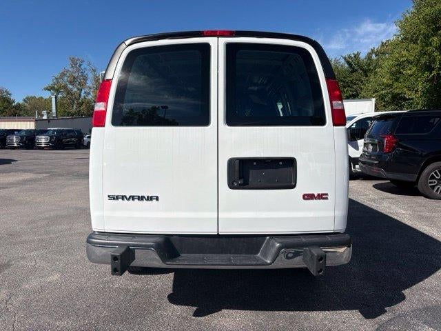 2025 GMC Savana Cargo Base
