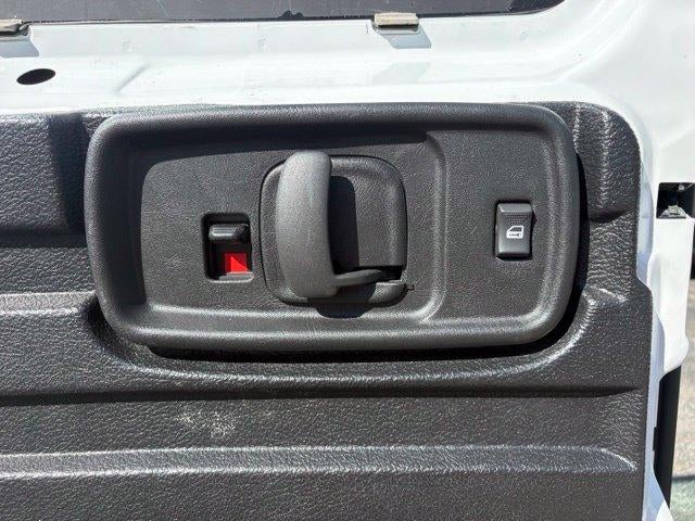2025 GMC Savana Cargo Base