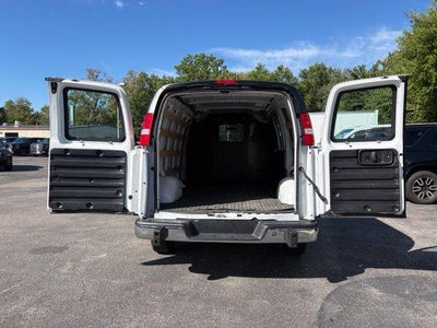 2025 GMC Savana Cargo Base
