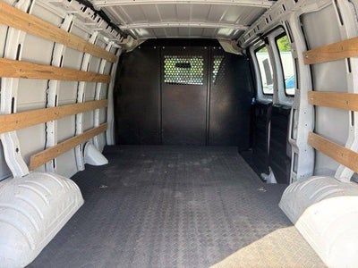 2025 GMC Savana Cargo Base