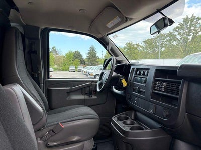 2024 GMC Savana Cargo 2500 Base
