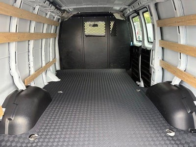 2024 GMC Savana Cargo 2500 Base