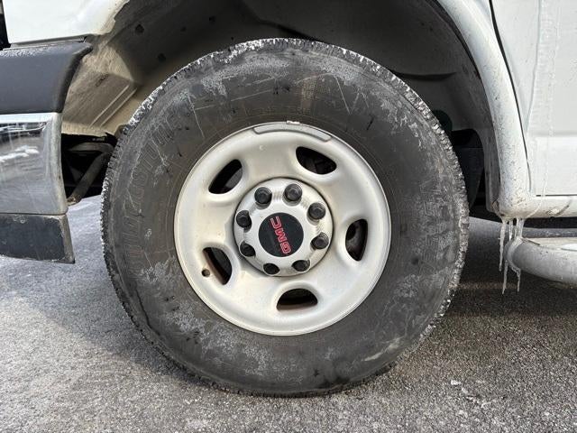 2024 GMC Savana Cargo 2500 Base