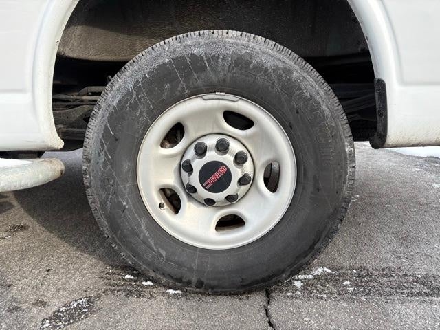 2024 GMC Savana Cargo 2500 Base