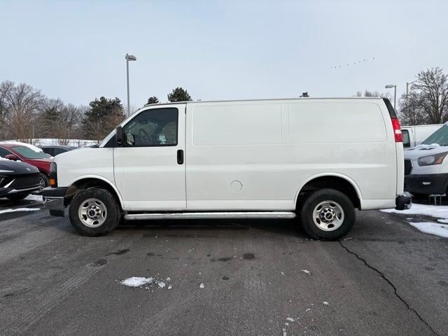 2024 GMC Savana Cargo 2500 Base