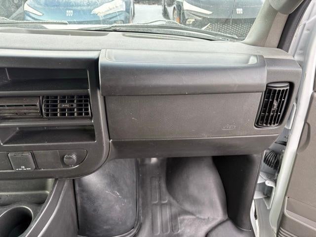 2024 GMC Savana Cargo 2500 Base