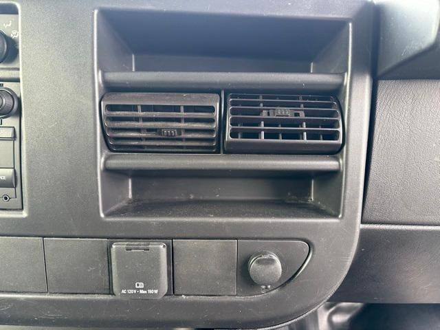 2024 GMC Savana Cargo 2500 Base