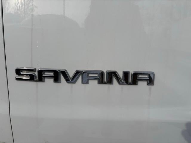 2024 GMC Savana Cargo 2500 Base