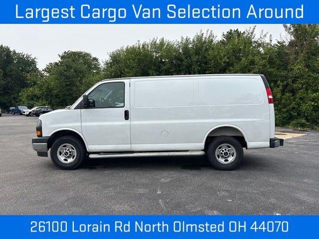 2025 GMC Savana Cargo Base