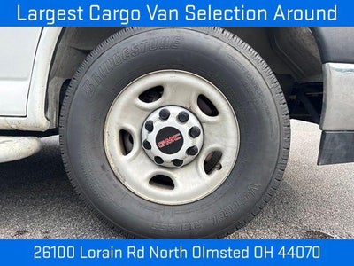 2025 GMC Savana Cargo Base