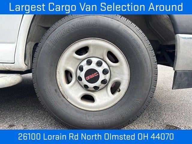 2025 GMC Savana Cargo Base