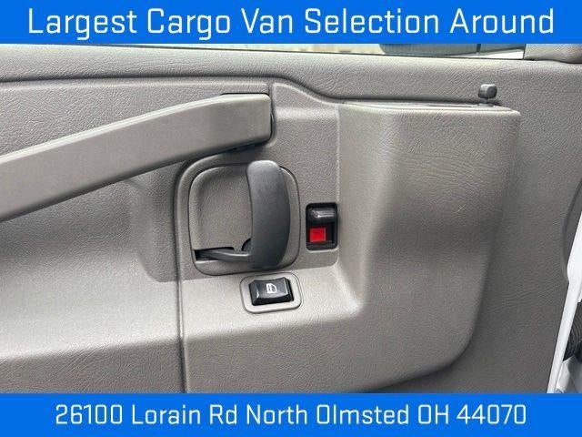 2025 GMC Savana Cargo Base