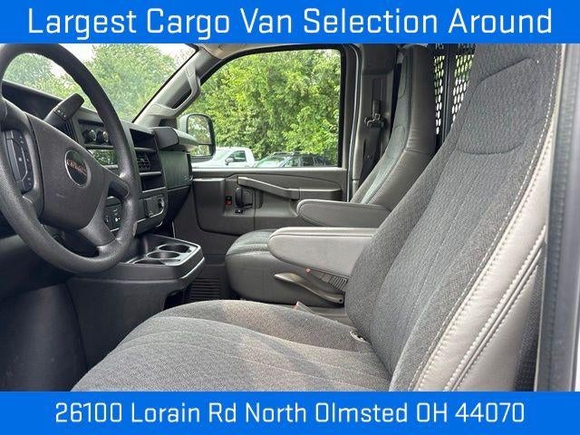 2025 GMC Savana Cargo Base