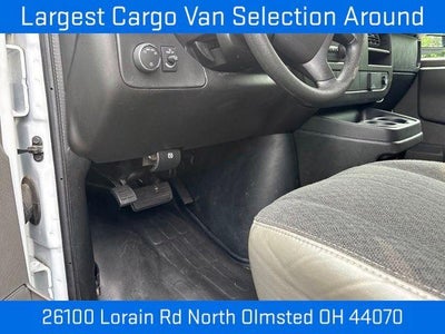 2025 GMC Savana Cargo Base