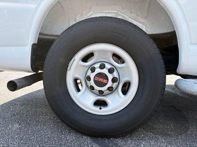 2025 GMC Savana Cargo Base