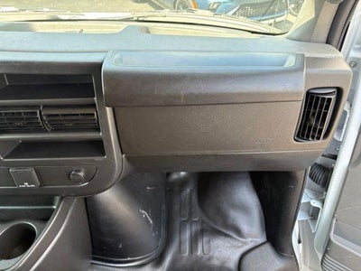 2025 GMC Savana Cargo Base