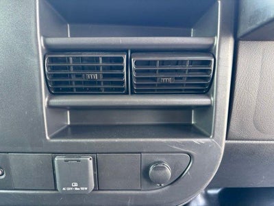 2025 GMC Savana Cargo Base