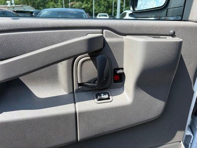 2025 GMC Savana Cargo Base