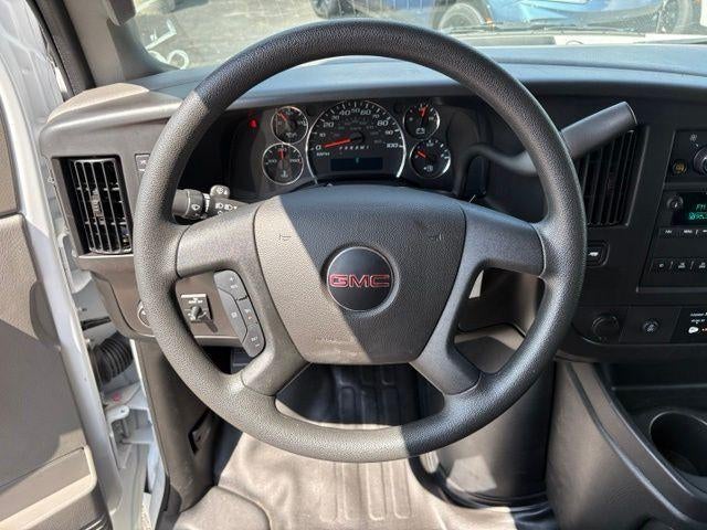 2025 GMC Savana Cargo Base