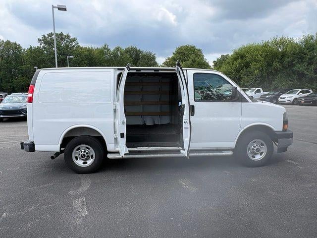 2025 GMC Savana Cargo Base