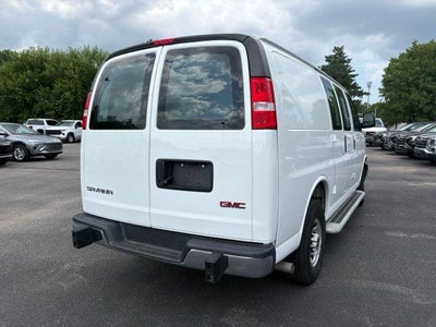 2025 GMC Savana Cargo Base