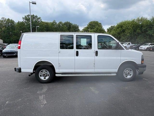 2025 GMC Savana Cargo Base