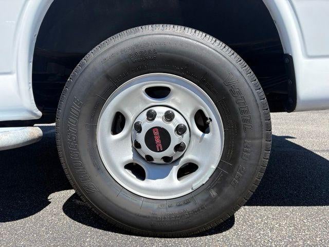 2024 GMC Savana Cargo 2500 Base