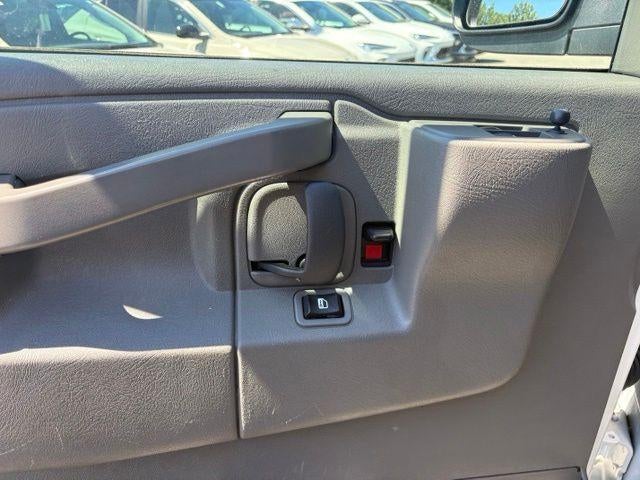 2024 GMC Savana Cargo 2500 Base