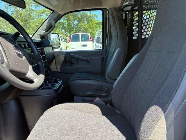2024 GMC Savana Cargo 2500 Base