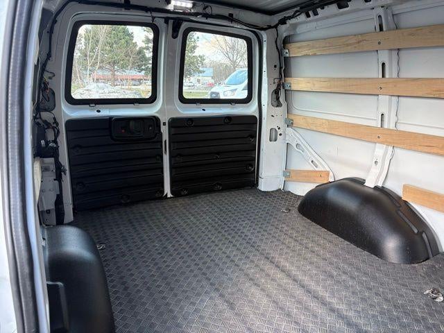 2024 GMC Savana Cargo 2500 Base