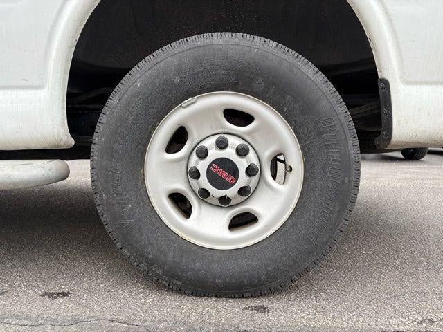 2024 GMC Savana Cargo 2500 Base