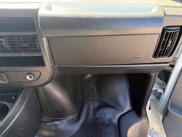 2025 GMC Savana Cargo Base