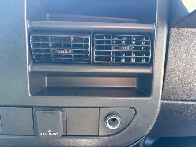 2025 GMC Savana Cargo Base