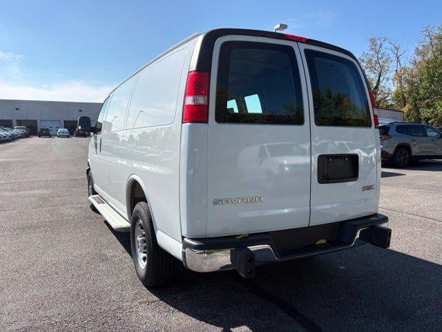 2025 GMC Savana Cargo Base
