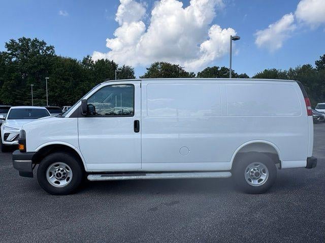2025 GMC Savana Cargo Base