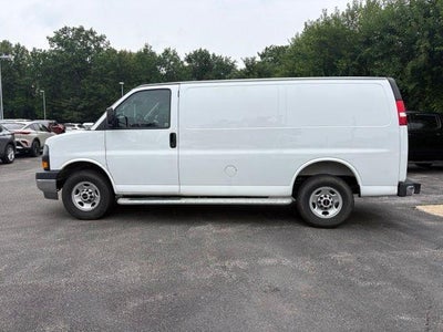 2025 GMC Savana Cargo Base